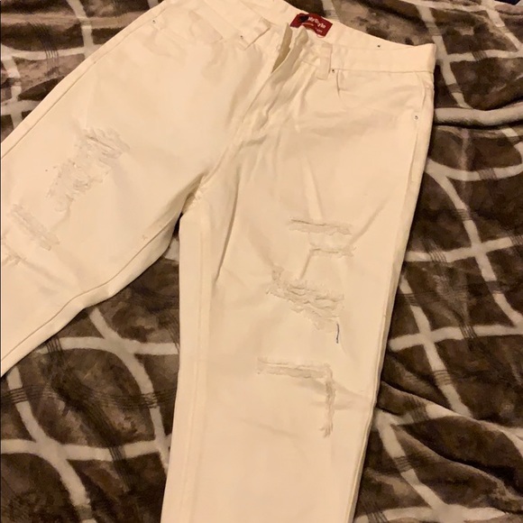 Jean - Picture 4 of 5